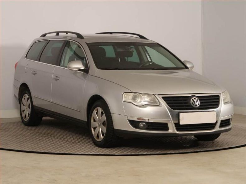 Volkswagen Passat - hlavní fotka inzerátu