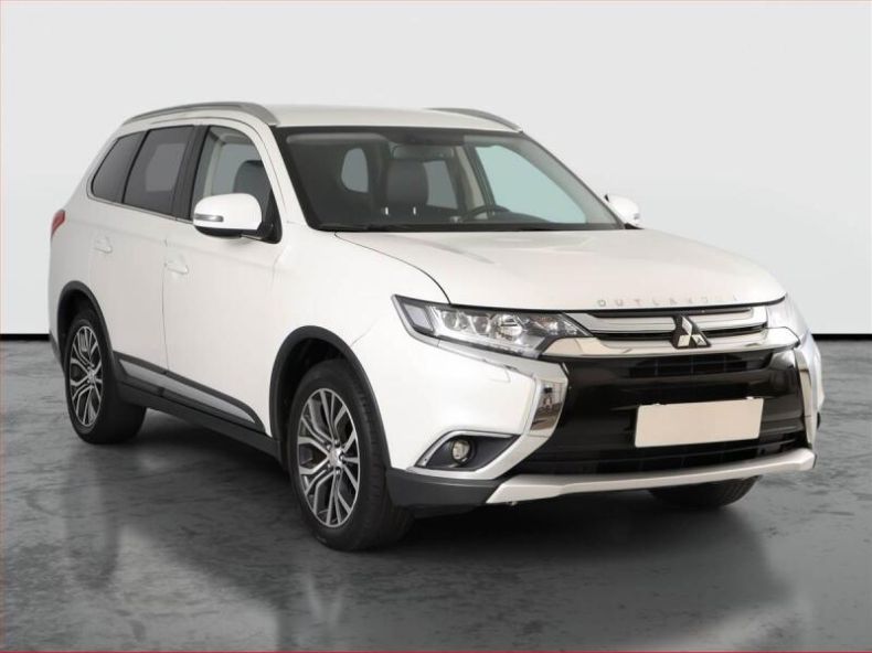 Mitsubishi Outlander - hlavní foto