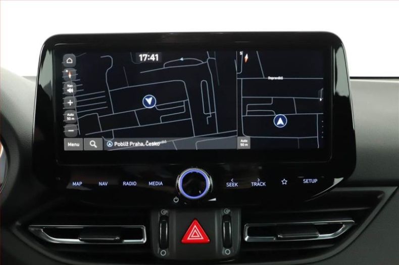 Hyundai i30 - hlavní fotka