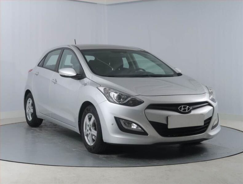 Hyundai i30 - hlavní foto