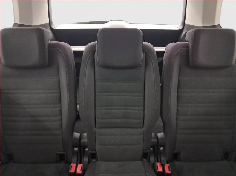 Volkswagen Touran - hlavní fotka