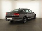 Volkswagen Passat - fotka číslo 4