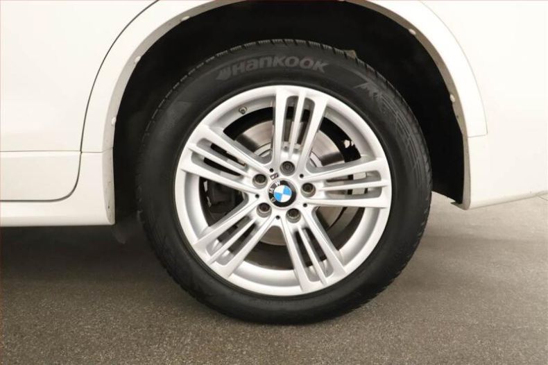 BMW X4 - hlavní fotka