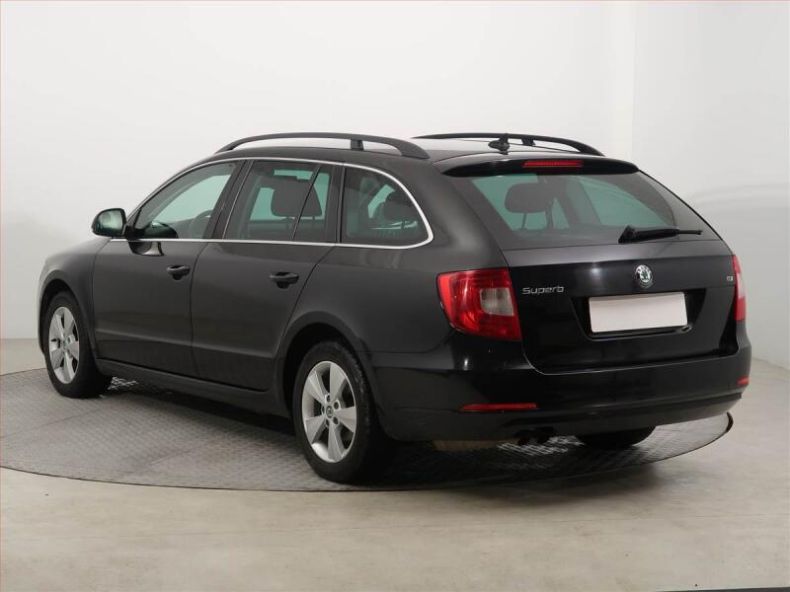 Škoda Superb - hlavní fotka