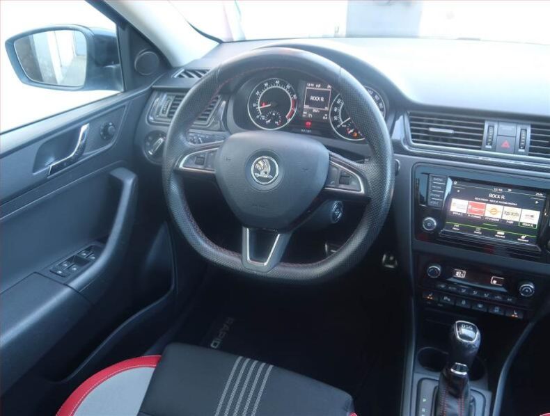 Škoda Rapid - hlavní fotka