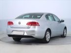 Volkswagen Passat - fotka číslo 4