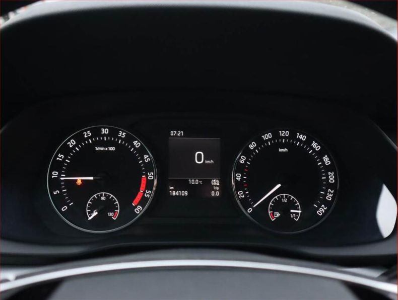 Škoda Octavia - hlavní fotka