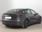 Tesla Model 3 - fotka číslo 4