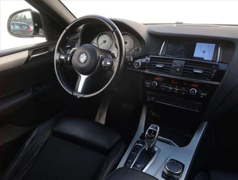 BMW X4 - hlavní fotka