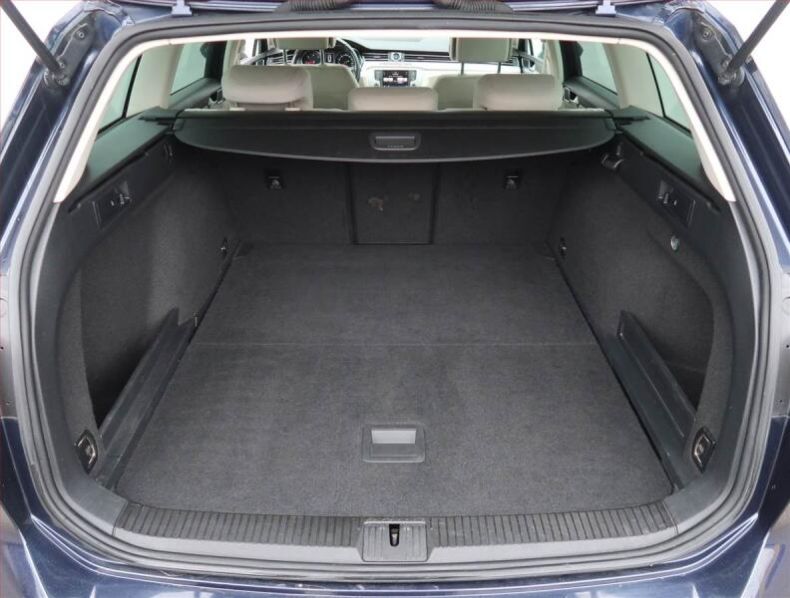 Volkswagen Passat - hlavní fotka