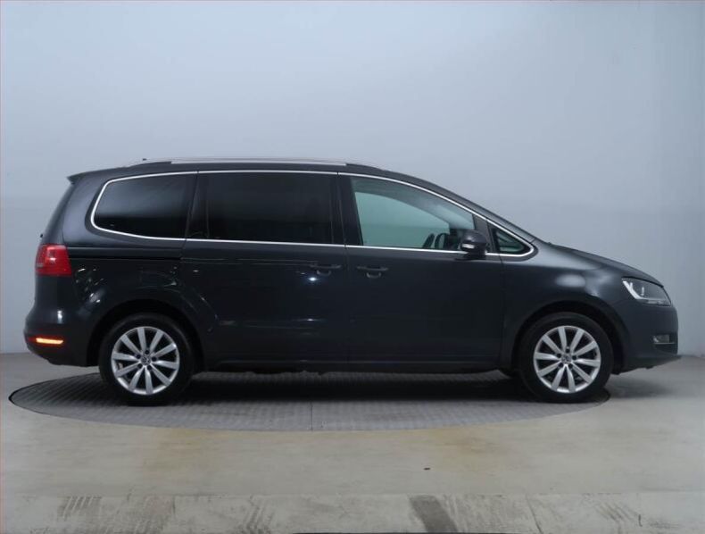 Volkswagen Sharan - hlavní fotka