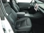 Tesla Model 3 - fotka číslo 8