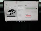 Tesla Model 3 - fotka číslo 10