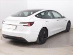 Tesla Model 3 - fotka číslo 4