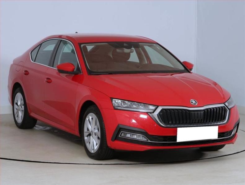 Škoda Octavia - hlavní fotka