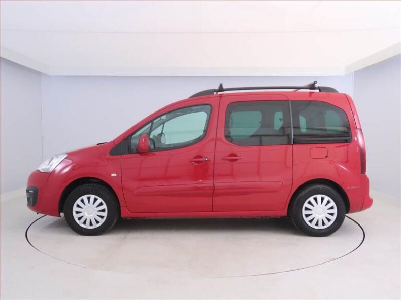 Peugeot Partner - hlavní fotka