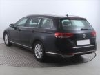 Volkswagen Passat - fotka číslo 3
