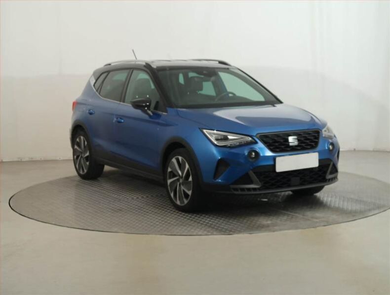 Seat Arona - hlavní fotka