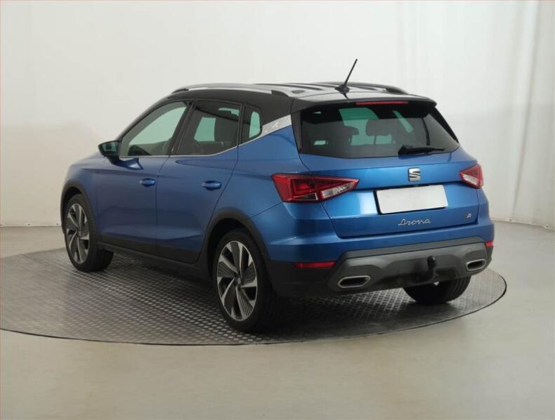 Seat Arona - hlavní fotka