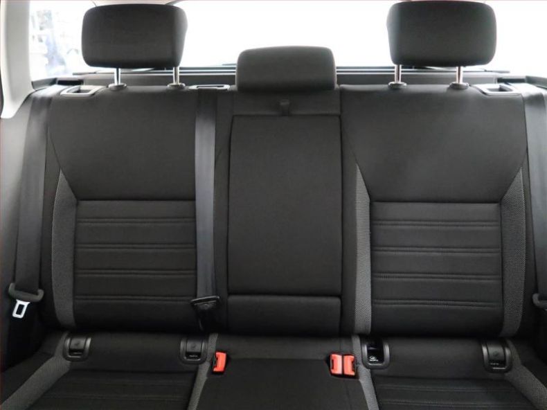 Škoda Octavia - hlavní fotka