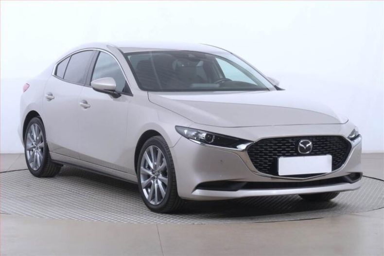 Mazda 3 - hlavní foto