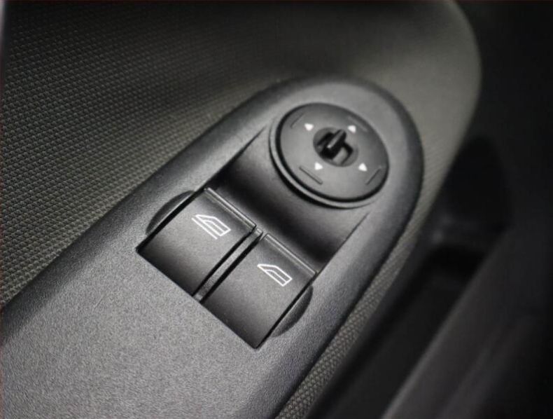 Ford C-MAX - hlavní fotka