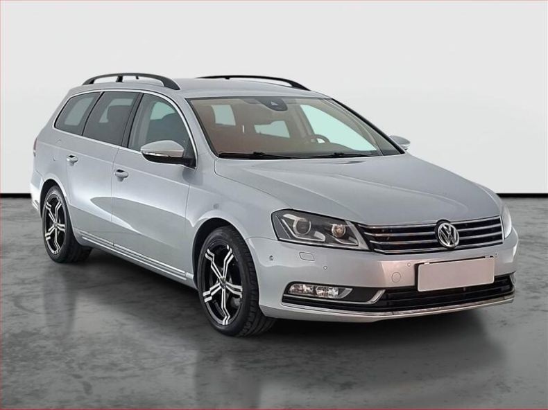 Volkswagen Passat - hlavní fotka inzerátu
