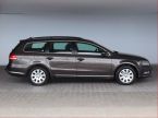 Volkswagen Passat - fotka číslo 5