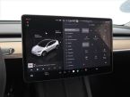 Tesla Model Y - fotka číslo 18