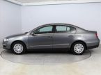 Volkswagen Passat - fotka číslo 2