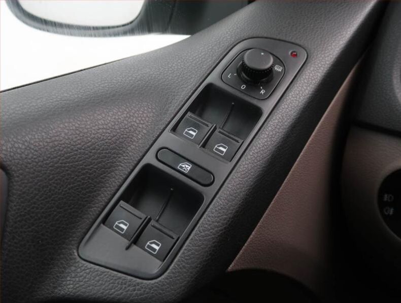 Volkswagen Tiguan - hlavní fotka