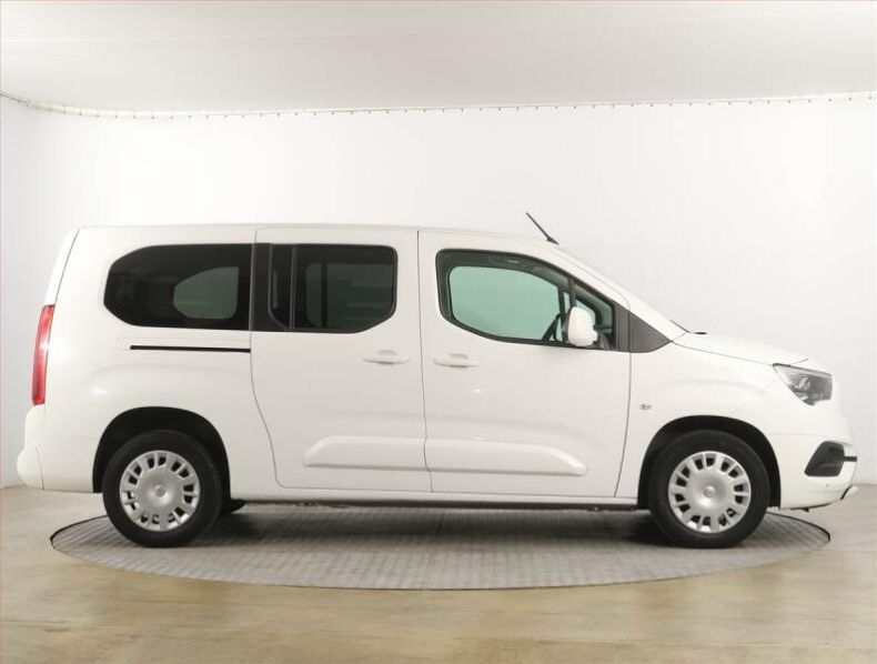 Opel Combo - hlavní fotka