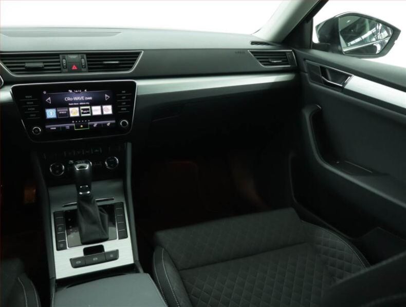 Škoda Superb - hlavní fotka