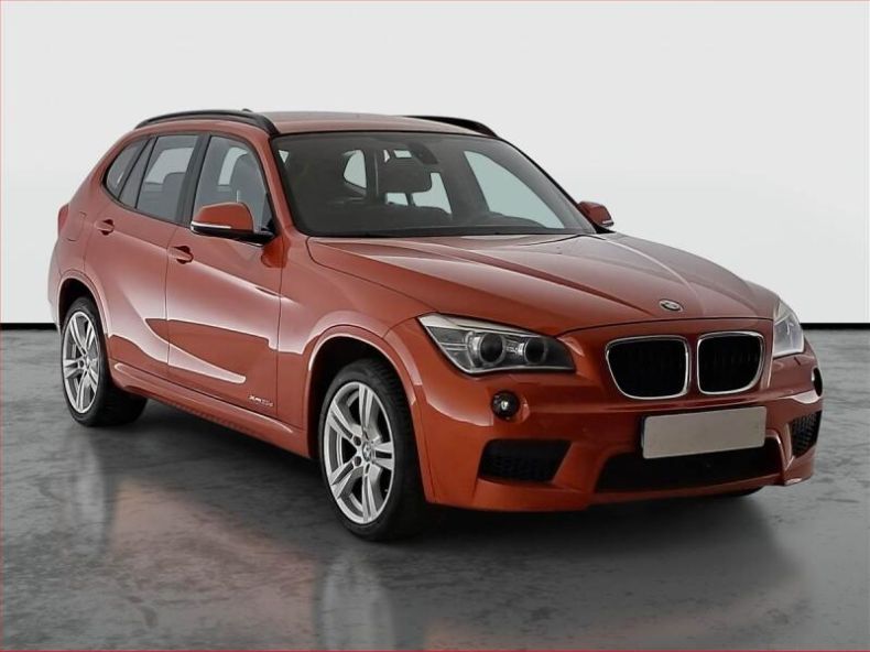 BMW X1 - hlavní foto