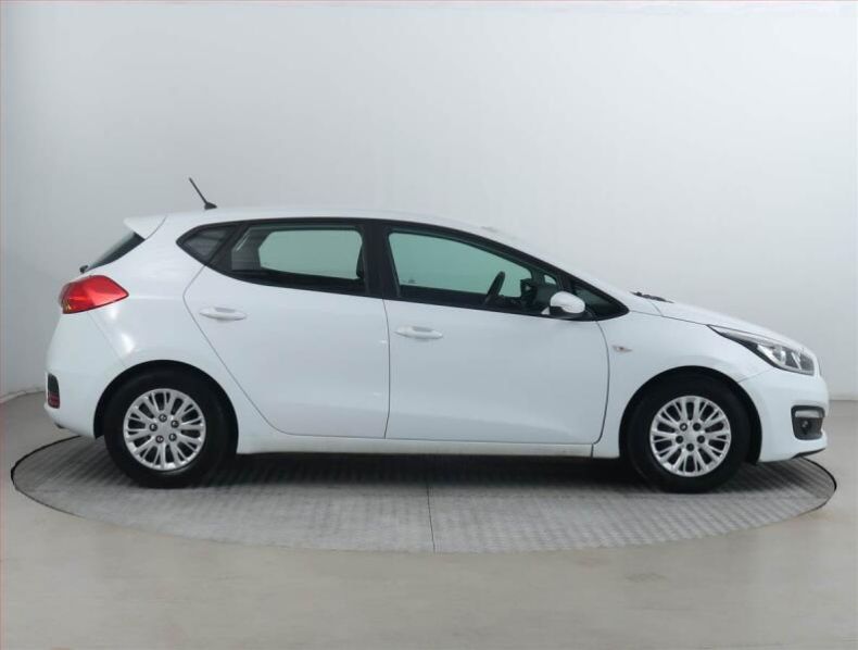 Kia Cee'd - hlavní fotka