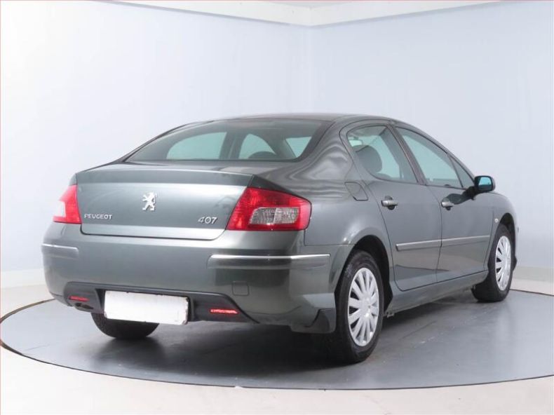 Peugeot 407 - hlavní fotka