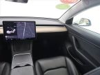 Tesla Model 3 - fotka číslo 7