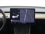 Tesla Model 3 - fotka číslo 10