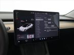 Tesla Model 3 - fotka číslo 19