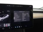 Tesla Model 3 - fotka číslo 24