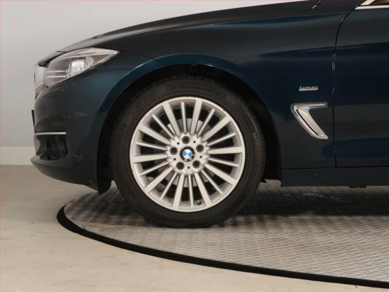 BMW Řada 3 - hlavní fotka