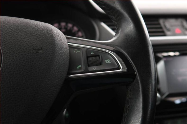Škoda Octavia - hlavní fotka