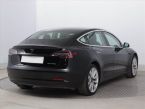 Tesla Model 3 - fotka číslo 4