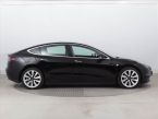 Tesla Model 3 - fotka číslo 5