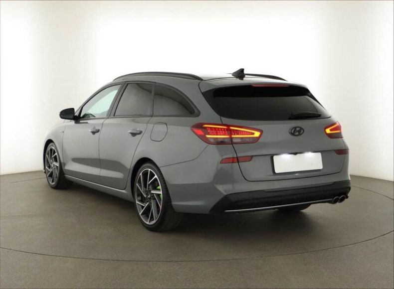 Hyundai i30 - hlavní fotka