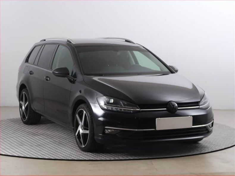 Volkswagen Golf - hlavní fotka inzerátu