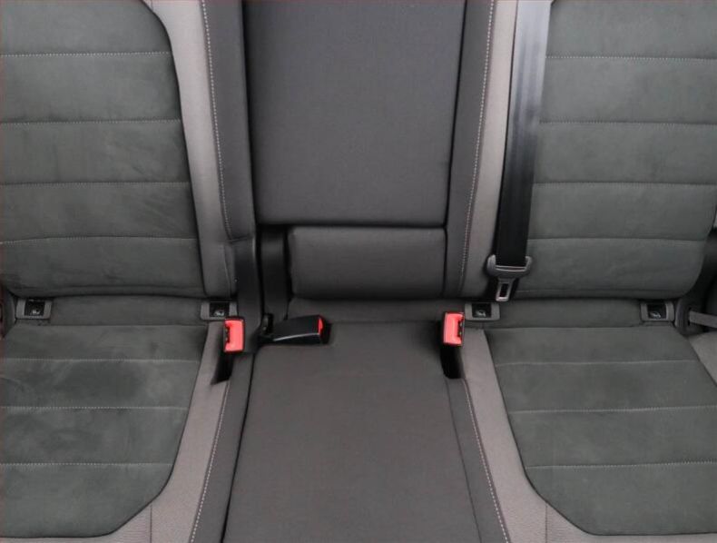 Volkswagen Golf - hlavní fotka