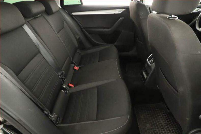 Škoda Octavia - hlavní fotka