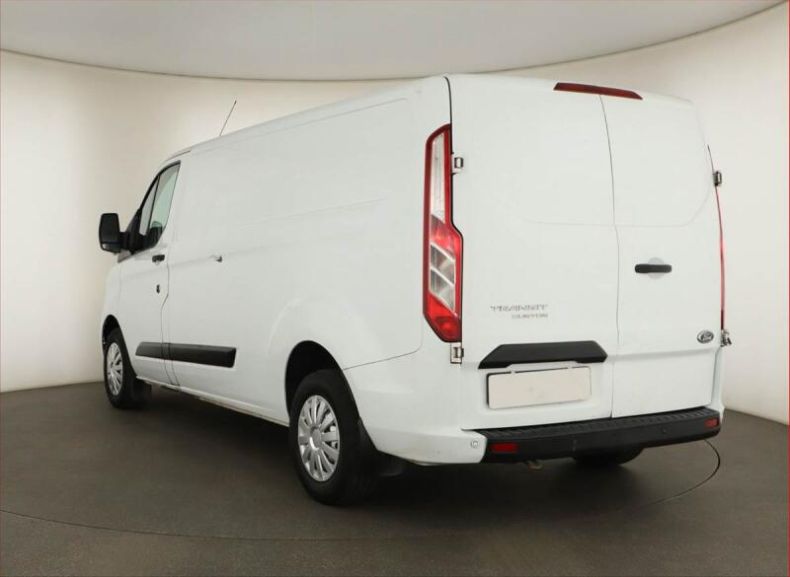Ford Transit - hlavní fotka