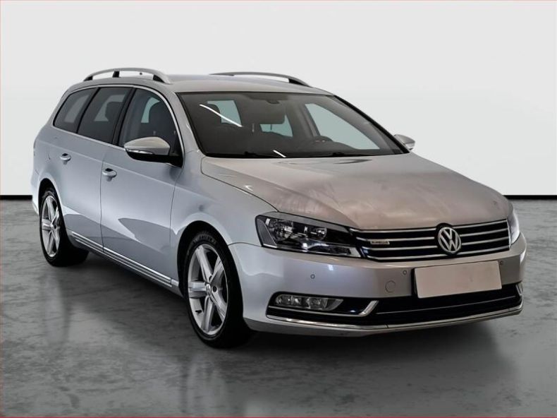 Volkswagen Passat - hlavní fotka inzerátu